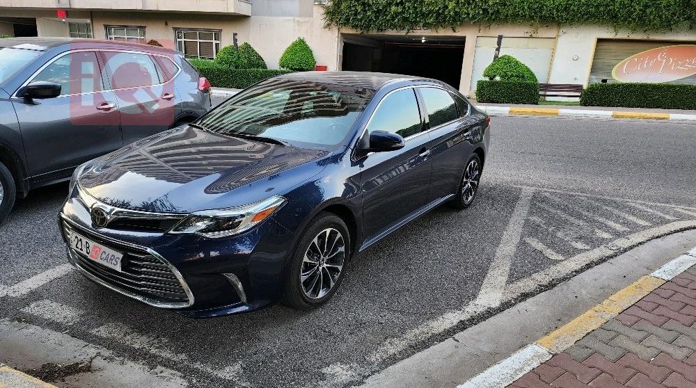 تويوتا أفالون